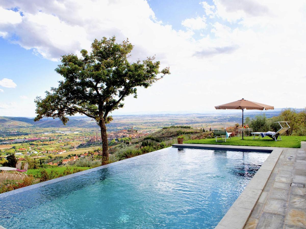 Scenic Villa In Castiglion Fiorentino With Pool Exterior photo